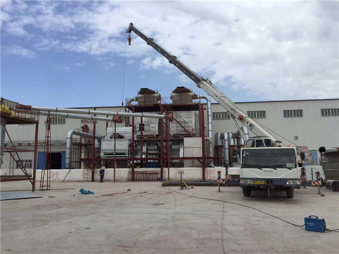 沁源县“手脚齐动”—— 吊车的 “协同作业” 技术