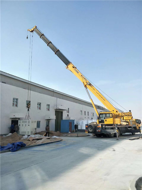 沁源县“超载就喊停”—— 吊车的 “重量保镖” 技术